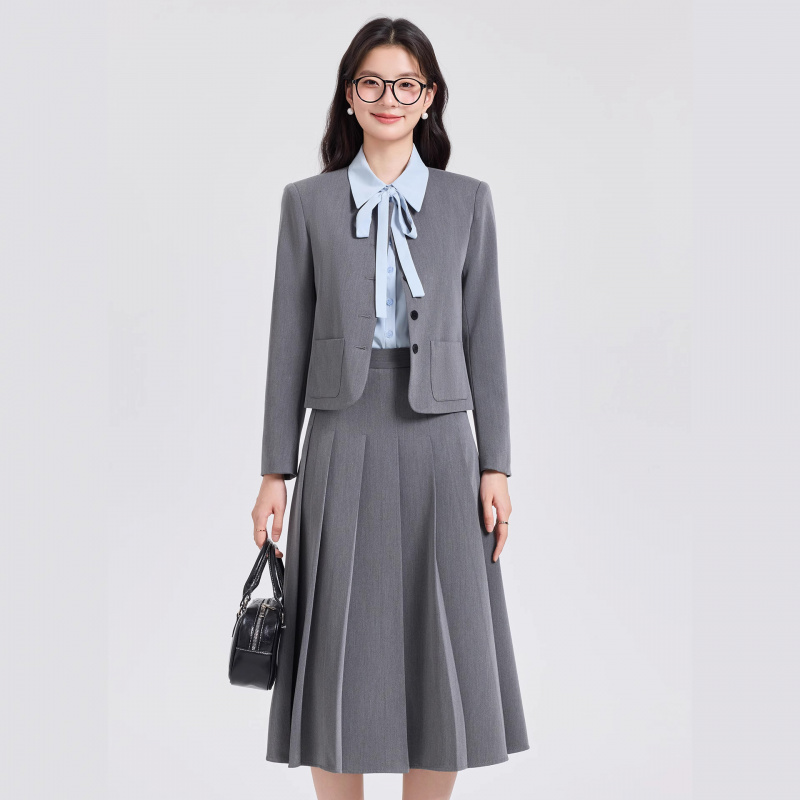 Women Formal Wear For Interview - Kadınlar için Gri Kısa Takım Elbise