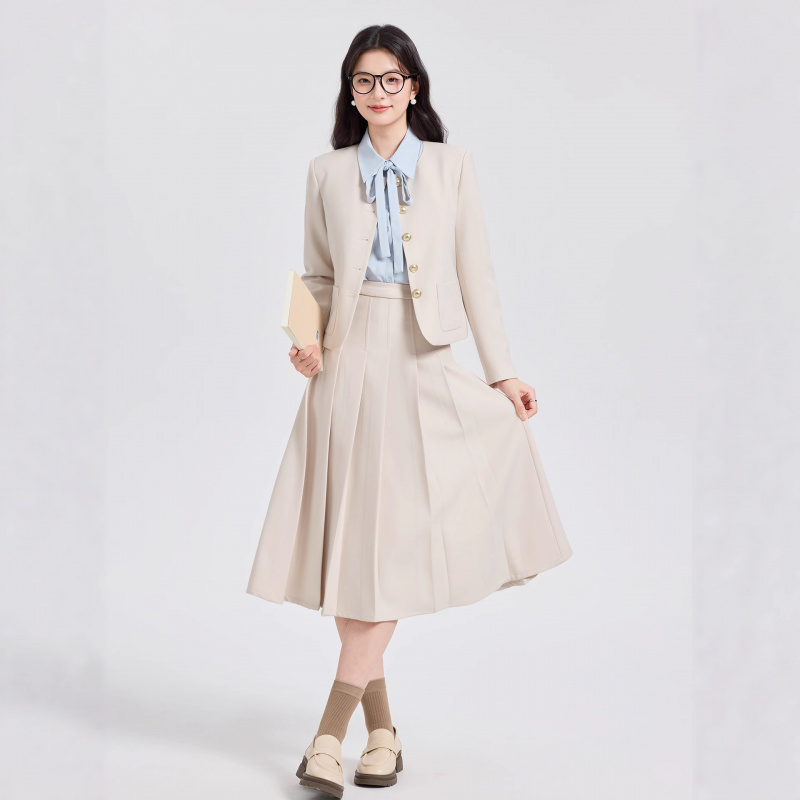 Kadınlar için Gri Kısa Takım E - Women Formal Wear For Interview incelemesi ve fiyatı
