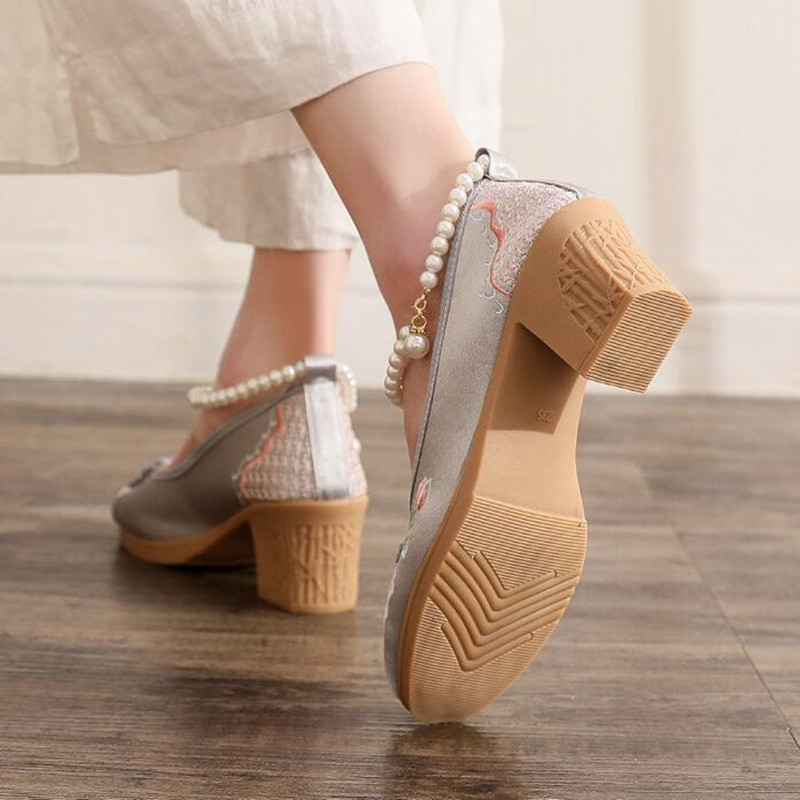 Kadınlar Vintage İnciler Ayak  - Pump Heel Block incelemesi ve fiyatı